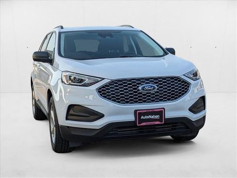New 2024 Ford Edge SE image 7