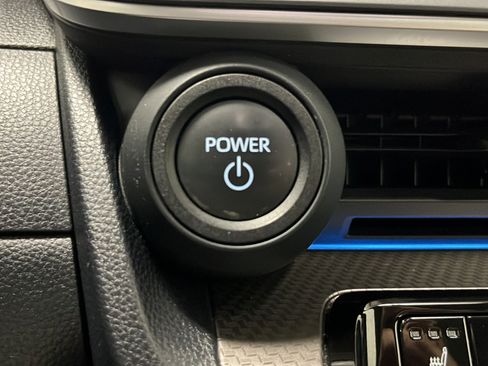 Used 2024 Toyota Prius XLE AWD/4WD image 23