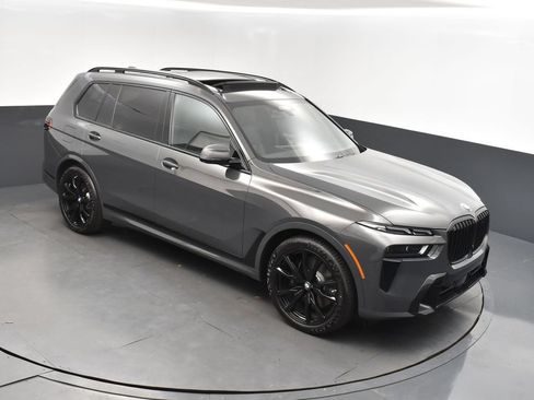 Used 2026 BMW X7 xDrive40i w/ Executive Package AWD/4WD image 39