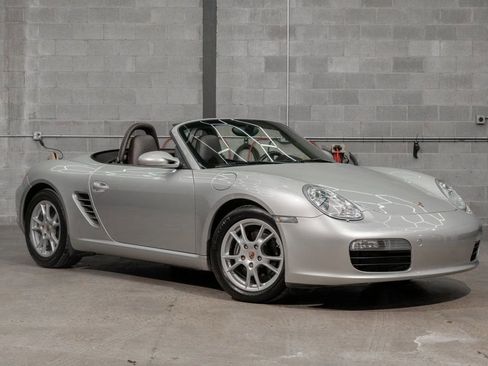 Used 2005 Porsche Boxster 2dr Roadster image 1