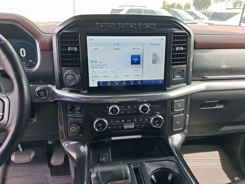 Used 2021 Ford F150 Lariat w/ Equipment Group 502A High image 19