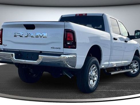 Used 2025 RAM 2500 Tradesman w/ Chrome Appearance Group image 6