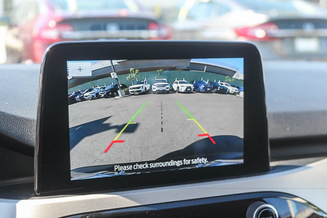 Used 2021 Ford Escape SE w/ SE Sport Appearance Package FWD image 31