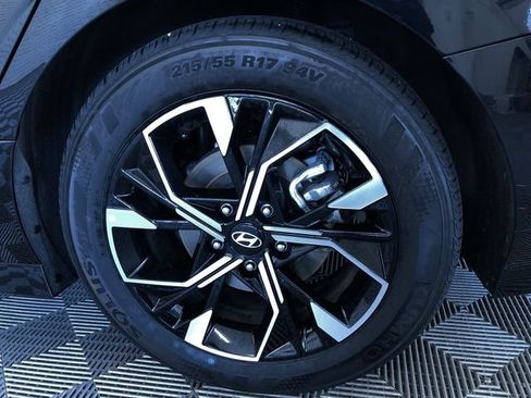 Used 2025 Hyundai Sonata SEL image 16