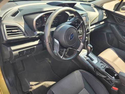 Used 2021 Subaru Crosstrek 2.0i Premium w/ Popular Package #3 AWD/4WD image 9