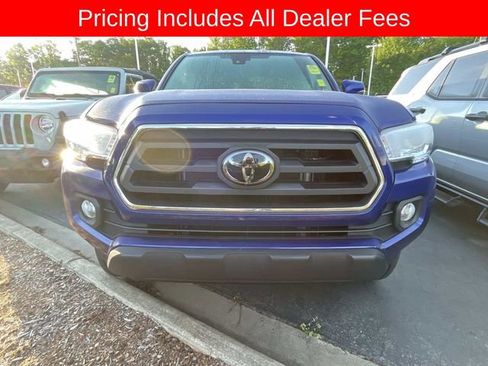 Used 2022 Toyota Tacoma SR5 w/ Technology Package AWD/4WD image 6