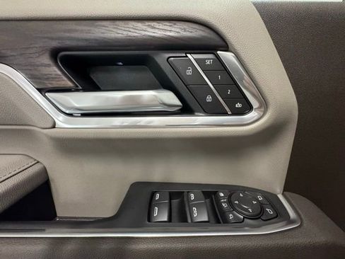New 2026 GMC Sierra 2500 SLT w/ SLT Premium Package image 12