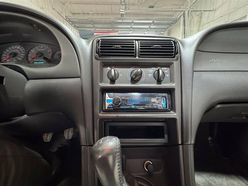 Used 2000 Ford Mustang GT RWD image 17