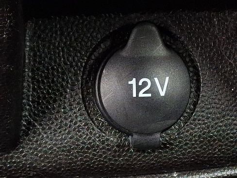 Used 2015 Ford Fiesta SE image 13