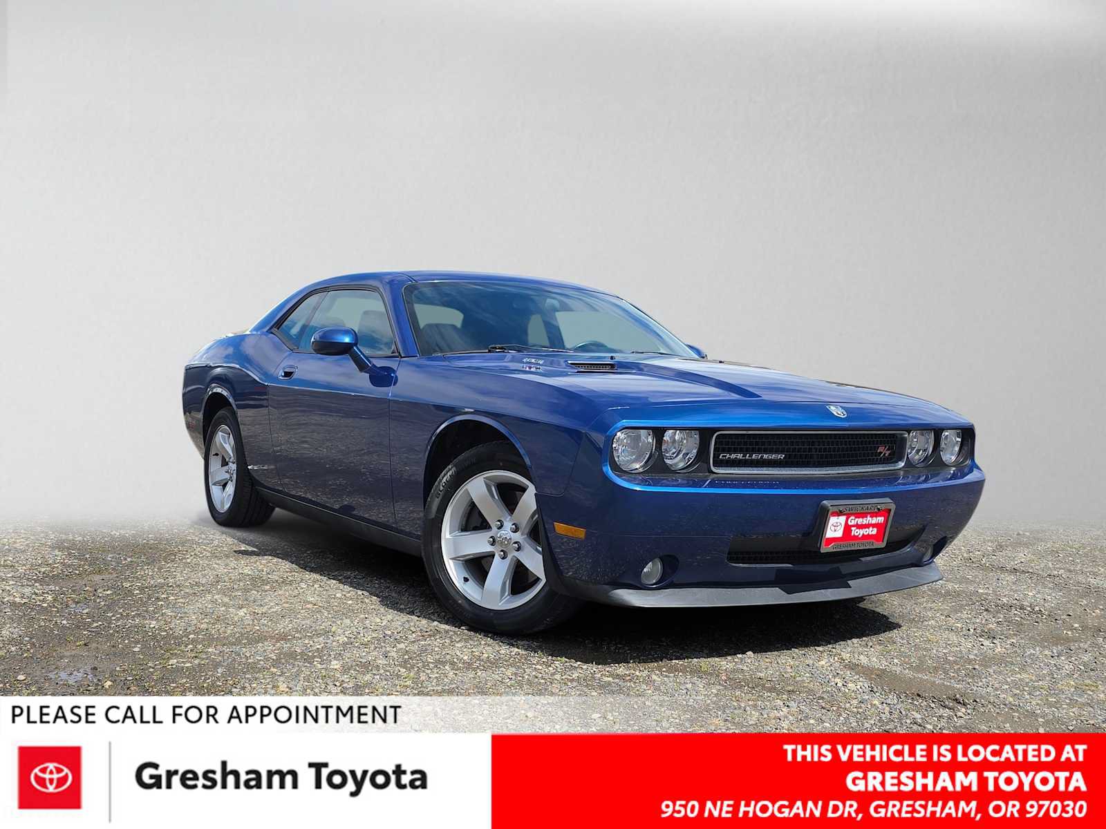 Used 2010 Dodge Challenger R/T RWD image 1