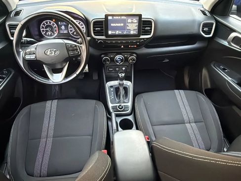 Used 2020 Hyundai Venue SEL w/ Convenience Package image 28