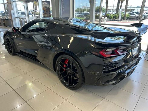 New 2027 Chevrolet Corvette Z06 RWD image 5
