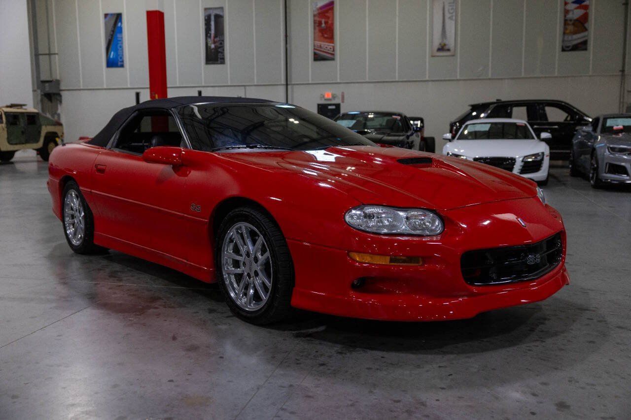 Used 2002 Chevrolet Camaro Z28 w/ SS Performance/Appearance Pkg RWD image 27
