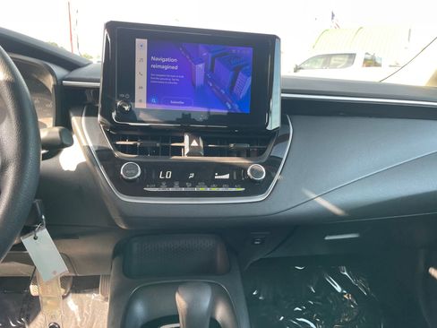 Used 2023 Toyota Corolla LE image 17