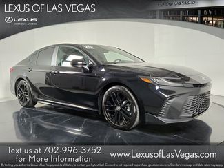 Used 2025 Toyota Camry SE video 1