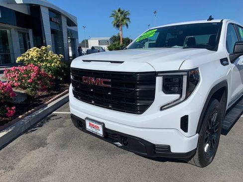 Used 2026 GMC Sierra 1500 Pro w/ Graphite Edition RWD image 3