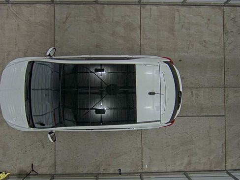 Used 2011 Toyota Venza image 17