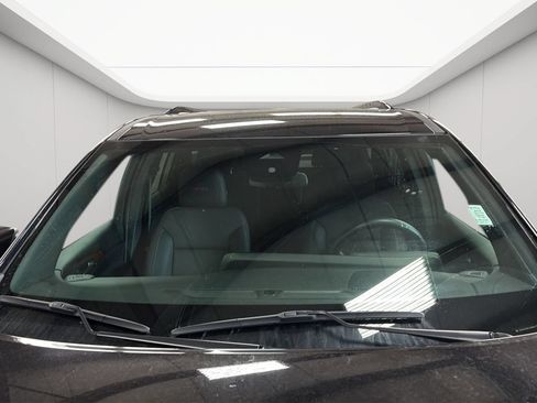 Used 2025 Chevrolet Traverse Z71 AWD/4WD image 53