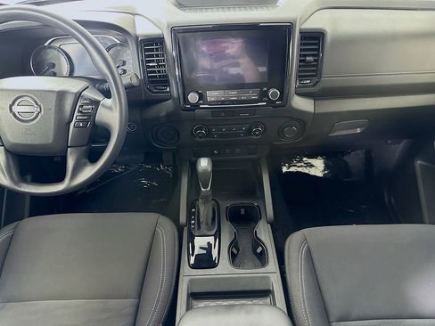 Used 2023 Nissan Frontier SV w/ Midnight Edition Package RWD image 18
