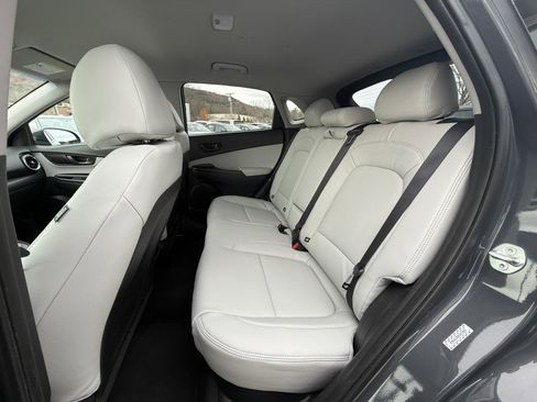 Used 2023 Hyundai Kona SEL image 19