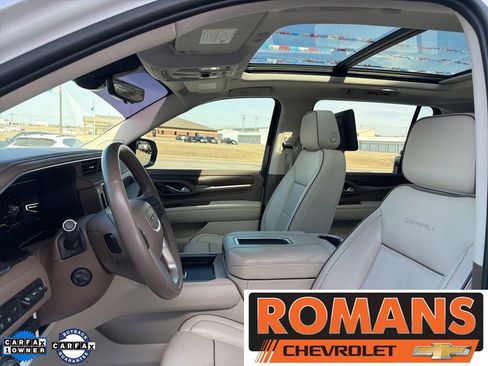 Used 2022 GMC Yukon XL Denali w/ Denali Ultimate Package image 13