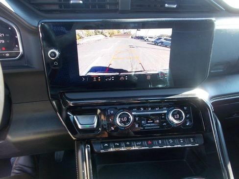 Used 2024 GMC Sierra 1500 AT4X image 19