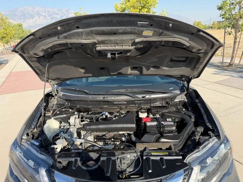 Used 2020 Nissan Rogue SV AWD/4WD image 10