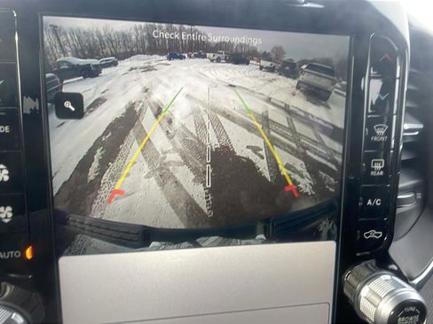 Used 2022 RAM 1500 Laramie image 27