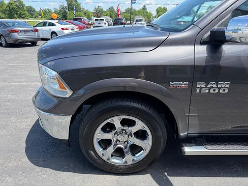 Used 2017 RAM 1500 Laramie w/ Convenience Group AWD/4WD image 11