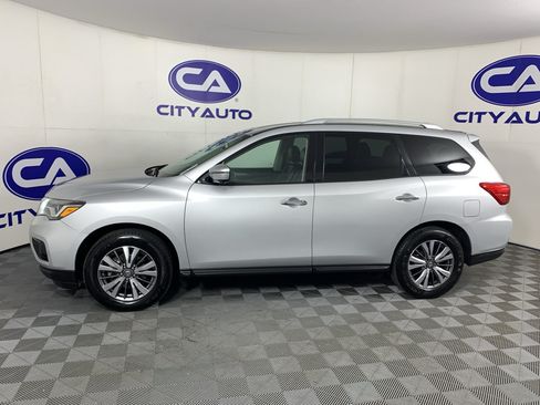 Used 2019 Nissan Pathfinder SL FWD image 6