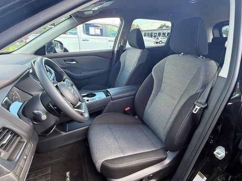 Used 2023 Nissan Rogue SV FWD image 19