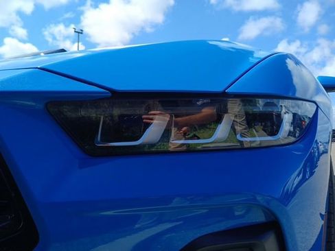 Used 2024 Ford Mustang GT Premium w/ GT Performance Package RWD image 14