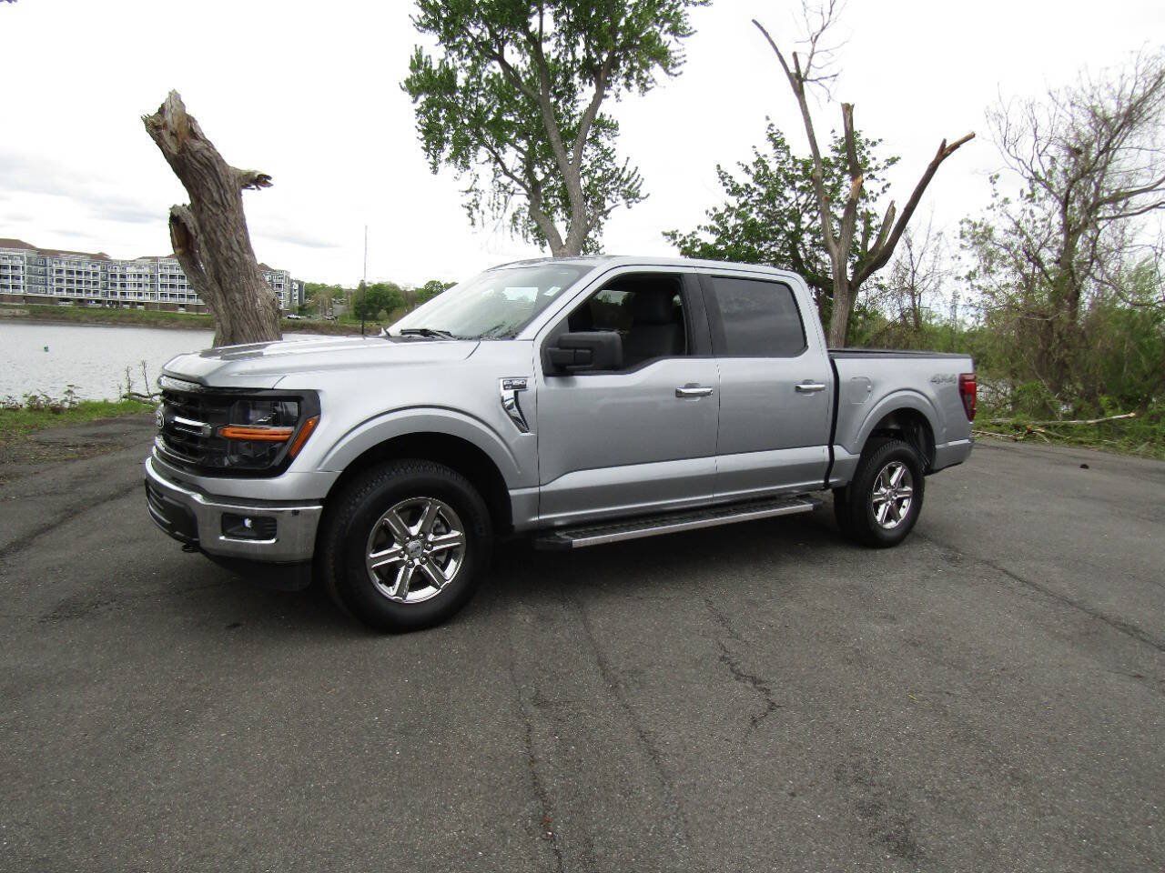 Used 2025 Ford F150 XLT w/ Equipment Group 301A Standard AWD/4WD image 39