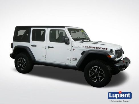 Used 2025 Jeep Wrangler Unlimited Rubicon AWD/4WD image 1