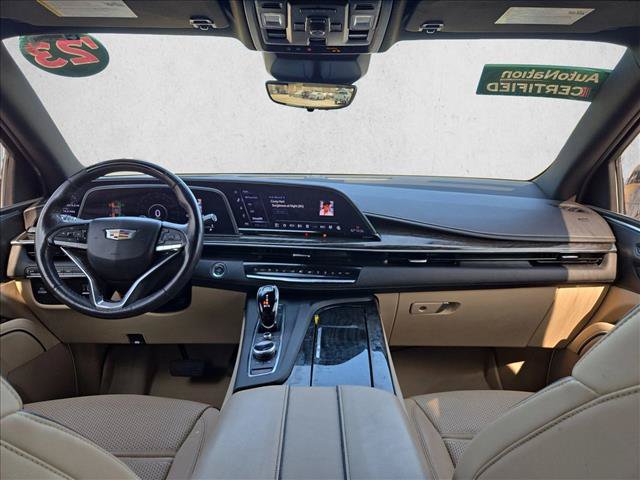 Used 2023 Cadillac Escalade Premium Luxury AWD/4WD image 14