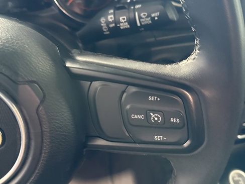 Used 2023 Jeep Wrangler Sport S image 30