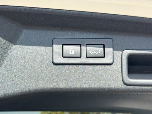 New 2026 Subaru Outback Touring image 13