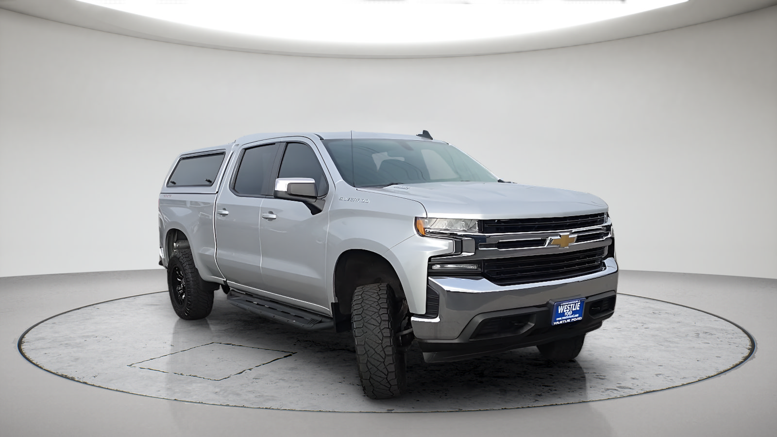 Used 2020 Chevrolet Silverado 1500 LT w/ All-Star Edition AWD/4WD image 3