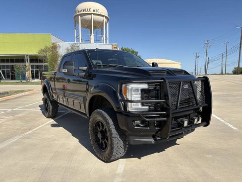 Used 2018 Ford F250 Lariat w/ Lariat Ultimate Package AWD/4WD image 7