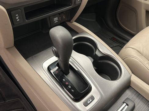 Used 2016 Honda Pilot EX-L image 25