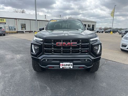 Used 2024 GMC Canyon AT4 w/ Canyon Safety Plus Package AWD/4WD image 17
