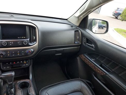 Used 2021 GMC Canyon Denali RWD image 14