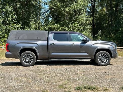 Used 2022 Toyota Tundra Limited AWD/4WD image 10