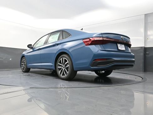 New 2026 Volkswagen Jetta SE FWD image 25