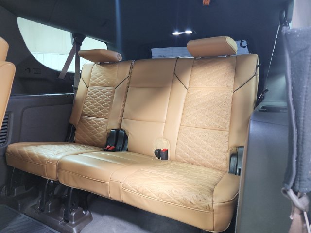 Used 2023 Cadillac Escalade ESV Sport w/ Touring Package RWD image 13