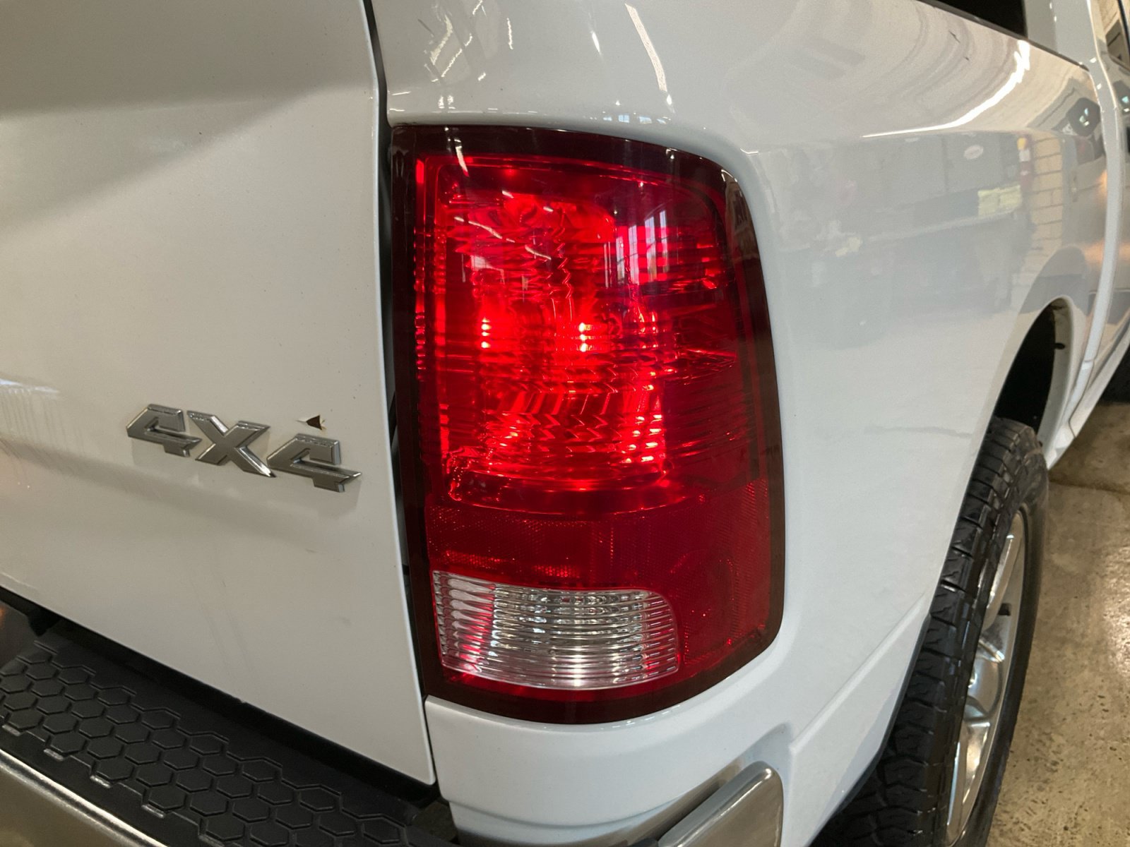 Used 2019 RAM 1500 ST w/ SXT Plus Group AWD/4WD image 23