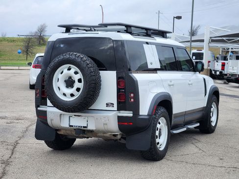 Used 2023 Land Rover Defender 110 S image 7