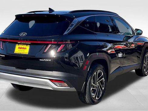 New 2025 Hyundai Tucson Limited image 13