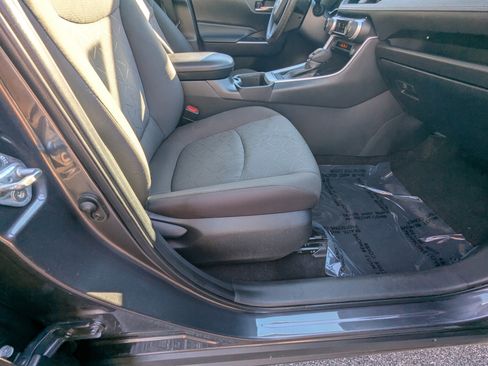 Used 2023 Toyota RAV4 XLE image 13