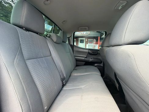Used 2018 Toyota Tacoma SR w/ SR Convenience Package RWD image 18